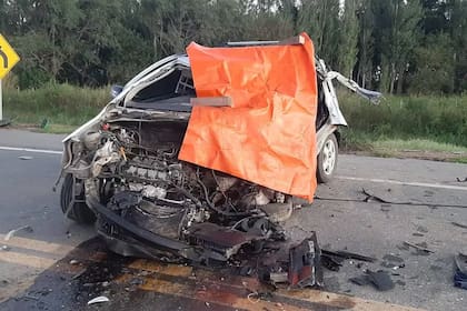 Impactante choque en Córdoba entre un auto y un camión brasileño