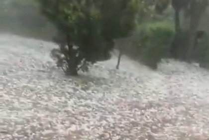 Impresionante caída de granizo en Córdoba