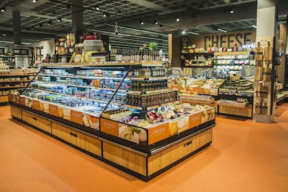 IMS es una empresa de fabricación de exhibidores de comida que exporta a 30 países, de los cuales la mitad son de África