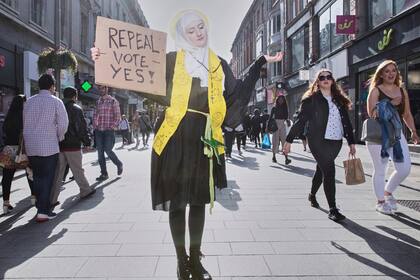 "Bendito sea el fruto: la lucha de Irlanda para derrocar las leyes contra el aborto", recibió el primer premio en la categoría Temas contemporáneos, Historias, muestra la reforma de la ley del aborto