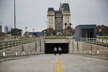 Inauguración del estacionamiento del Parque del Bajo