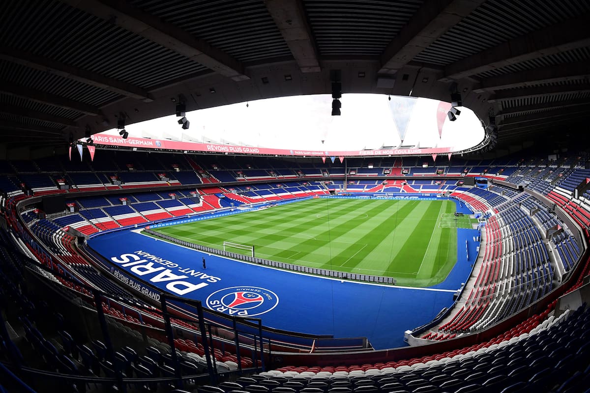 Inaugurado en 1972, el Parque de los Príncipes tiene capacidad para casi 48.000 espectadores; pese a su relativa juventud, es un estadio icónico de Francia.