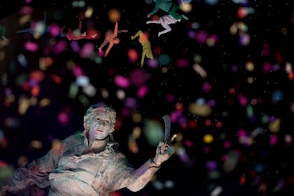 Inauguraron la estatua de Juana Azurduy en los jardines de La Rosada, Cristina Kirchner invitó a Evo Morales a la ceremonia