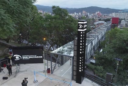 La obra del primer ascensor urbano del país costó $20.000.000