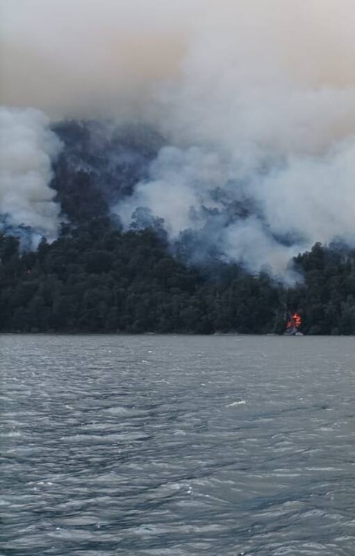 Incendio en el parque Nahuel Huapi