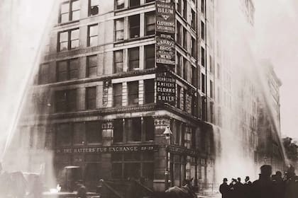 Incendio en el Triangle Shirtwaist el 25 de marzo de 1911.