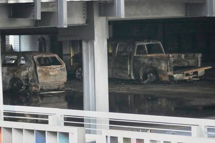 Incendio en estacionamiento de Nashville provoca evacuaciones