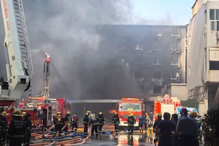 Incendio en fábrica de calzado deja 28 muertos, uno de los peores de China en años recientes