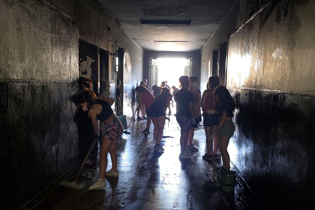 Incendio en la escuela Ave María, obra Don Orione, en el partido de Almirante Brown