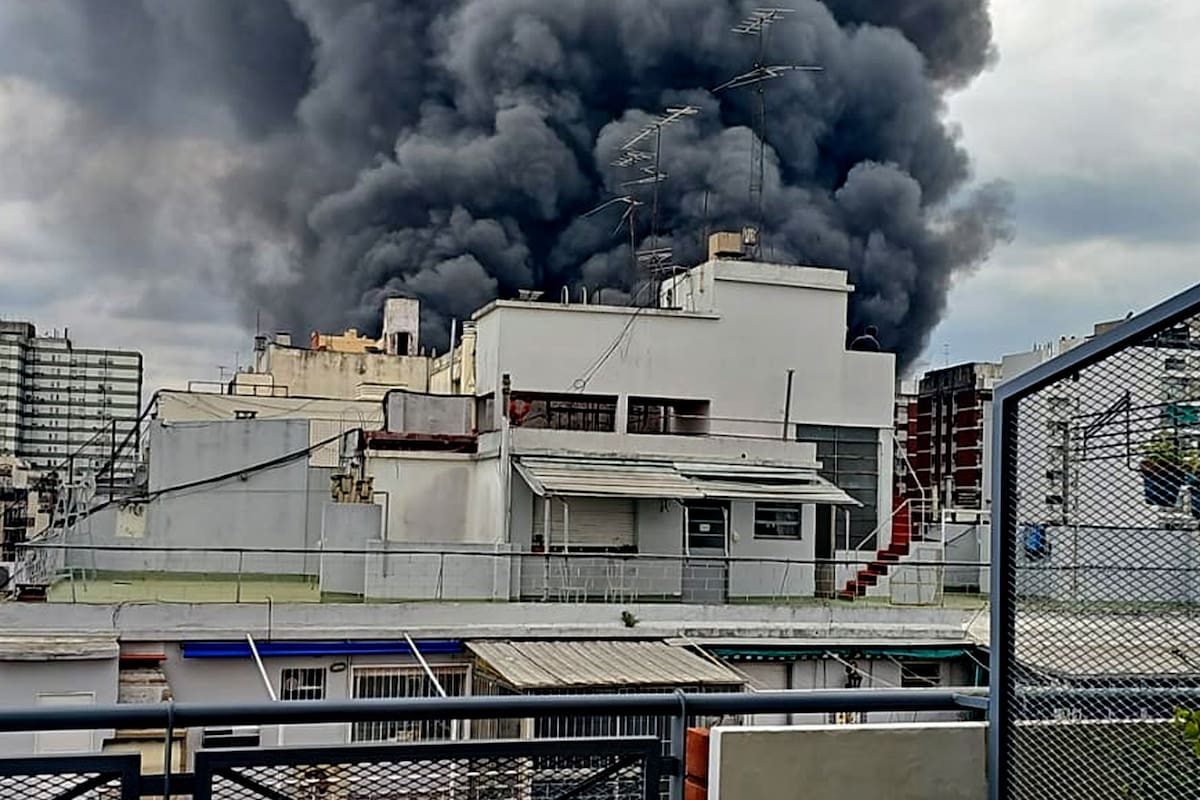 Incendio en la estación Edesur de Caballito