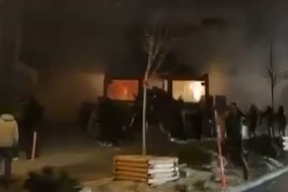 Incendio en un bar en los Alpes suizos