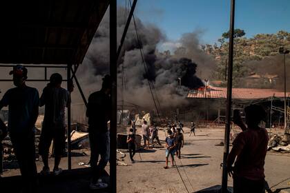 Se prohibió la salida a todas las personas que vivían en el campamento de Moria para evitar una eventual propagación de la Covid-19