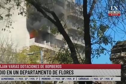 Incendio en un edificio de Flores