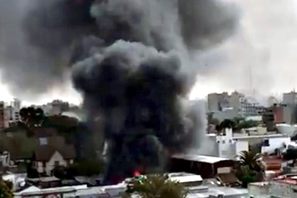 Incendio en una fábrica de telas