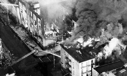 Incendios en la madrugada del 14 de julio de 1977.