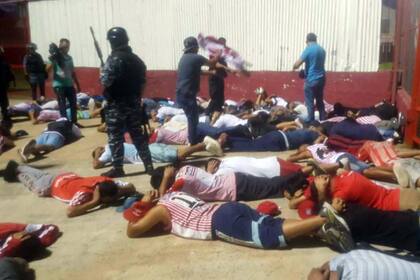 incidentes con Barras de Adrogues .