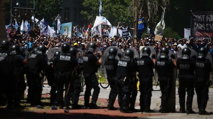 Incidentes durante el tratamiento de la reforma previsional