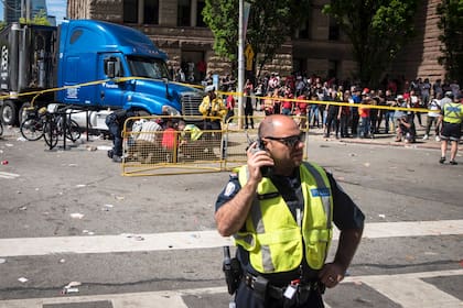 Incidentes durante los festejos de Raptorts en Toronto