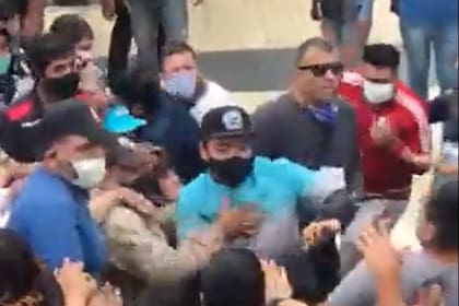 Incidentes durante una protesta de estatales en La Rioja