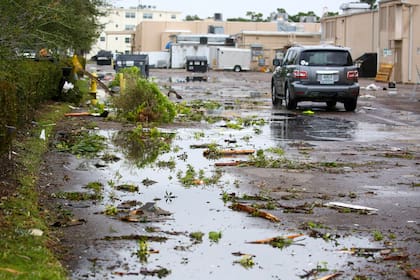 Incluso cuando llueve, es crucial mantener la rutina de lavado de nuestro auto. (Douglas R. Clifford/Tampa Bay Times via AP)