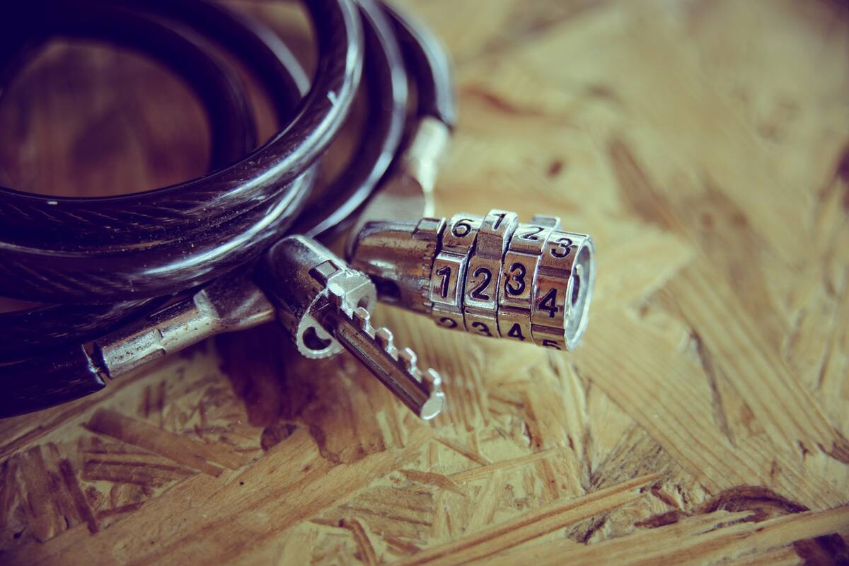 Incluso las buenas contraseñas ya no sirven, porque se las roban a las compañías donde las usamos. ¿Entonces la solución es eliminar las claves? Depende