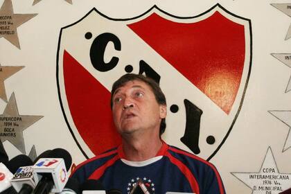 Independiente anunció a Julio César Falcioni como su nuevo entrenador. El ex Banfield firmará su contrato este viernes