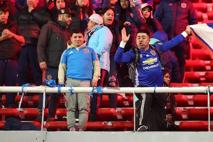 Independiente basó su acusación en los incidentes que iniciaron los hinchas de Universidad de Chile
