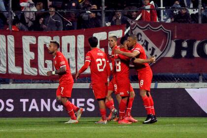 Independiente festeja; en Jujuy dio otro paso en su mejoría