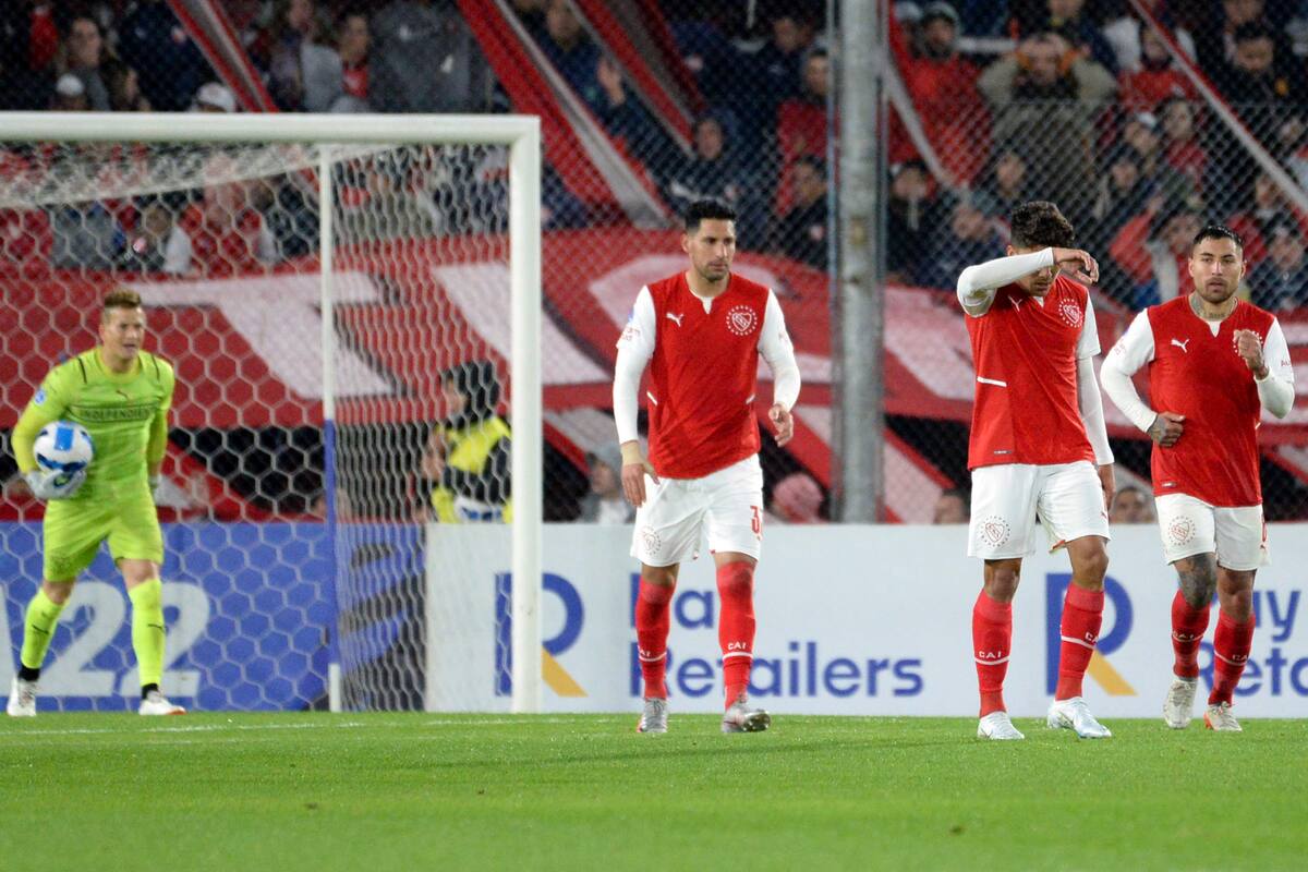 Independiente no protagoniza más que malas noticias, tanto deportivas como institucionales; el 0-2 a manos de Ceará implicó la eliminación por la Copa Sudamericana.