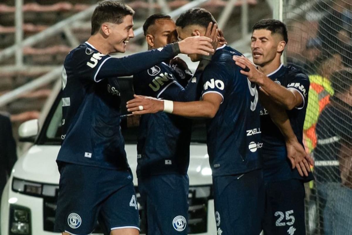 Independiente Rivadavia sigue de racha y tiene puntaje ideal en la Copa Libertadores, luego de vencer a La Guaira en Mendoza.