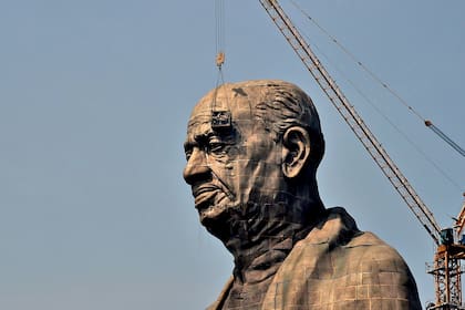 India erige la estatua más alta del mundo: mide 182 metros y costó 400 millones de dólares