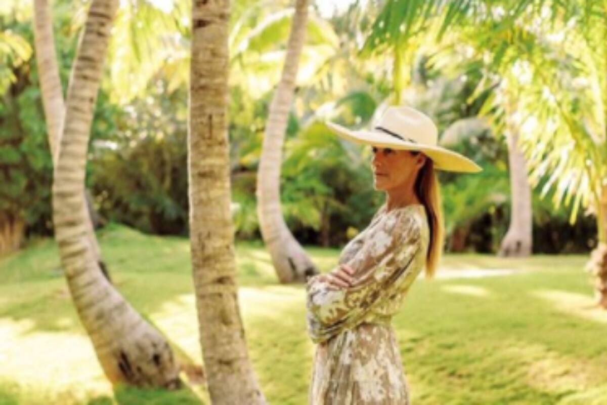 India Hicks es la ahijada del polémico príncipe Carlos que fue una de las damas de honor en su casamiento con Lady Di; ahora fue arrestada por el robo de un artículo de lujo que ocurrió en enero y su explicación fue insólita