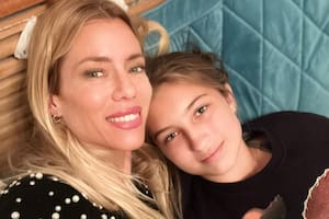Indiana Cubero evidenció que comparte con su madre el gusto por el modelaje (Foto: Instagram @nikitaneumannoficial)