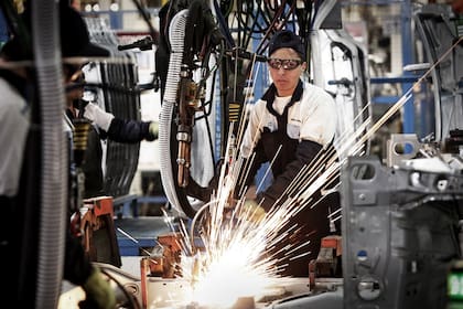 INDUSTRIA AUTOMOTRIZ EN LA PROVINCIA DE CORDOBA. fotos EN LA PLANTA FIAT AUTO DEL PROCESO DE PRODUCCION