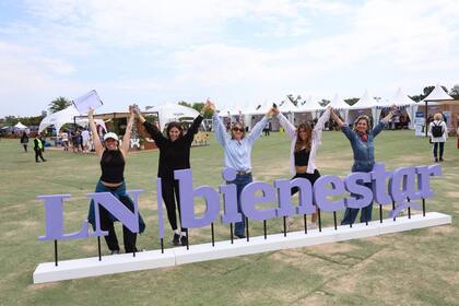 Inés Terrizano, Victoria Vera Ziccardi, Dolores Pasman, Sol Valls y Carla Quiroga de LA NACION