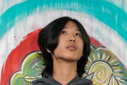 Influencer que voló a Antártida dona US$30.000 a fundación y debe dejar Chile en próximos días