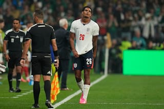 Inglaterra: Jarell Quansah, suspendido dos partidos en el Mundial