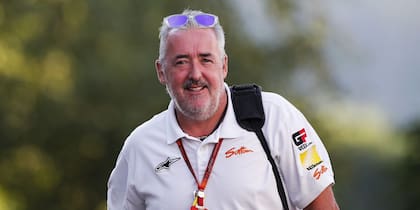 Inglés de 61 años (e hincha de Manchester United), Mark Sutton es por calidad y continuidad una celebridad como fotógrafo de la Fórmula 1; "Hay que amar lo que uno hace. Que no solo sea un trabajo", recomienda.