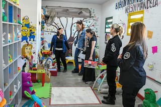 Con libros y lectura, refuerzan el vínculo entre mujeres presas y sus hijos