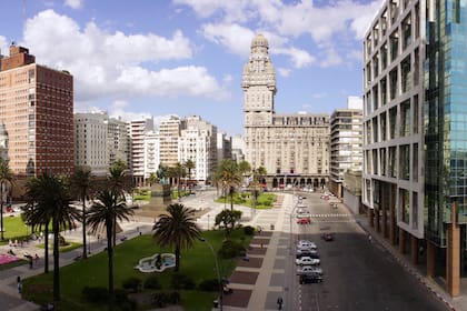 Uruguay propone seguridad jurídica e institucional