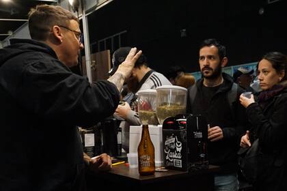 Innovación en Matear 2023: Cervezas, bebidas infusionadas y blends a base de yerba mate que sorprendieron en La Rural