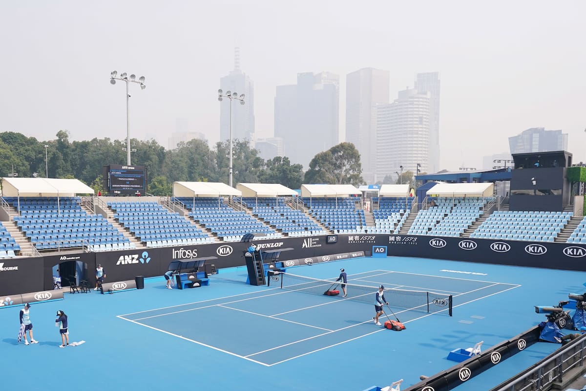Inocultable: el smog por los incendios afea el paisaje de Melbourne, pero sobre todo es riesgoso para la salud, incluida la de los jugadores del Abierto que empezará el domingo