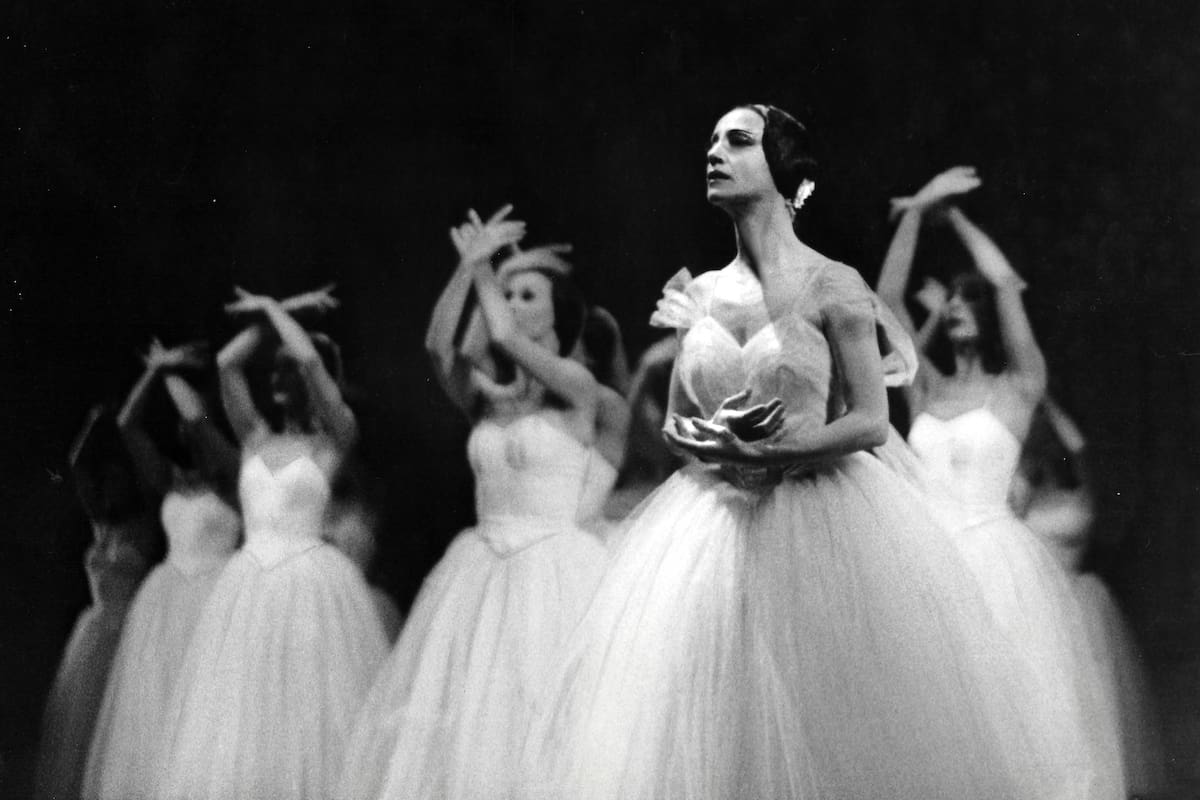 Inolvidable, Olga Ferri como Giselle en una escena del segundo acto del ballet romántico