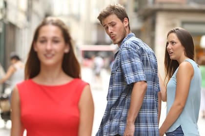 Insolente, pero viral, esta imagen se usó en miles de contextos; es la definición del meme