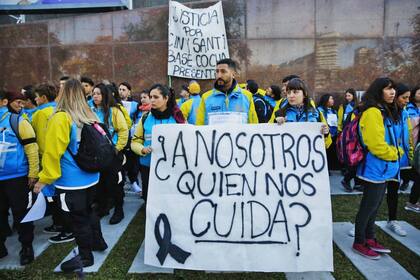 Inspectores de tránsito protestan tras la muerte de la agente atropellada por Eugenio Veppo
