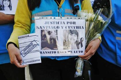 Los compañeros de las víctimas se movilizaron para pedir Justicia
