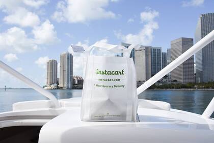 Instacart ofrece trabajo como repartidor o como la persona que solo arma los pedidos