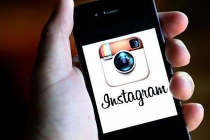 Instagram cuenta con un equipo de personas que trabajan las 24 horas del día, los 7 días de la semana, revisando reportes y actúan en consecuencia.
