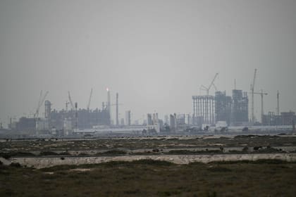 Instalaciones de la empresa QatarEnergy en la ciudad industrial de Ras Laffan
