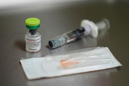 Instan a reforzar la vacunación contra el sarampión